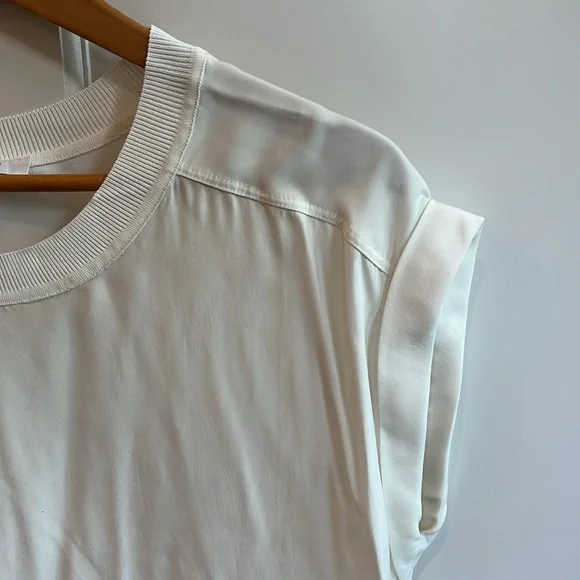 FRAME Washable Oversized Silk Tee - Picture 7 of 11